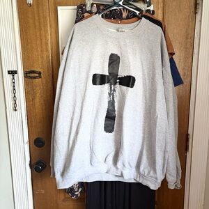 Gildan Heavy Blend Gray Sweatshirt